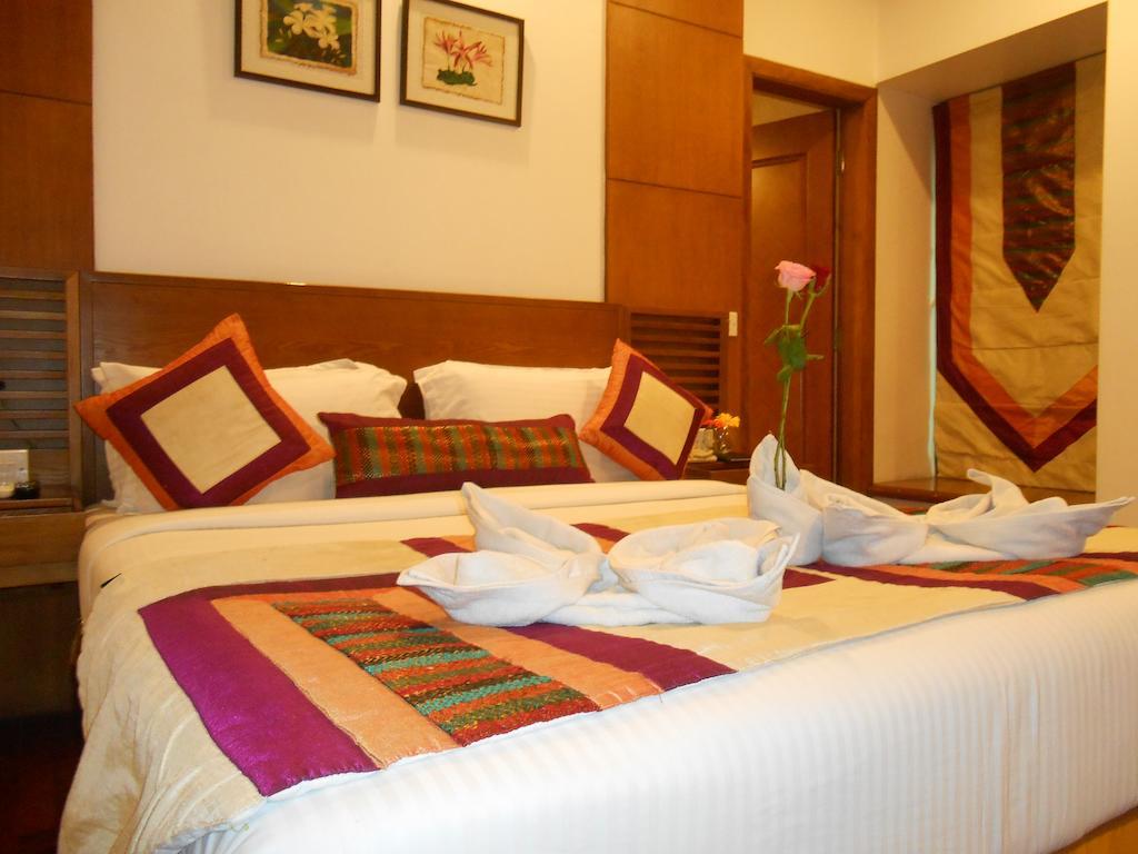 Hotel Walson Spa'O'Tel Calcutta Værelse billede