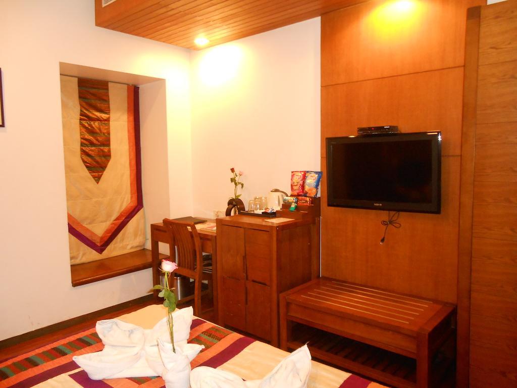 Hotel Walson Spa'O'Tel Calcutta Værelse billede